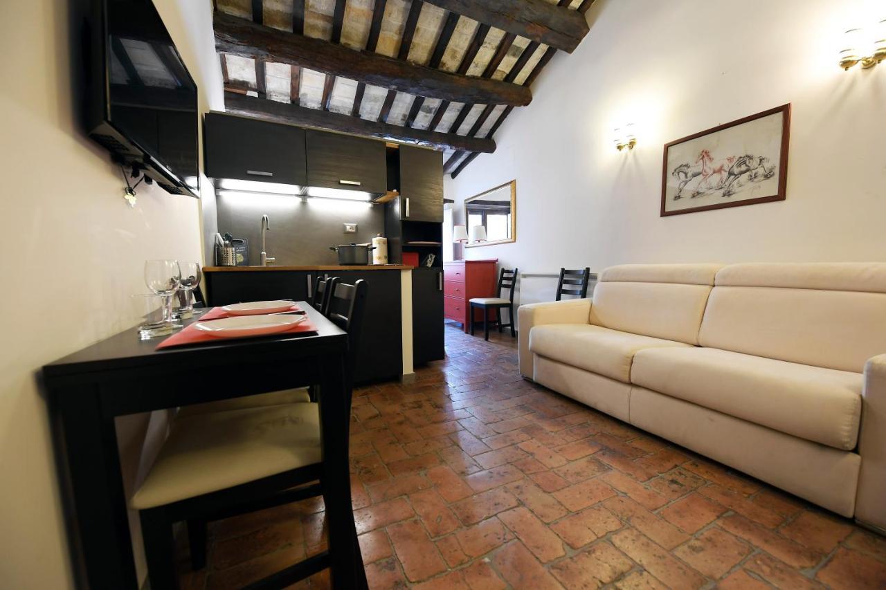 Grotte - Campo De' Fiori Apartment *