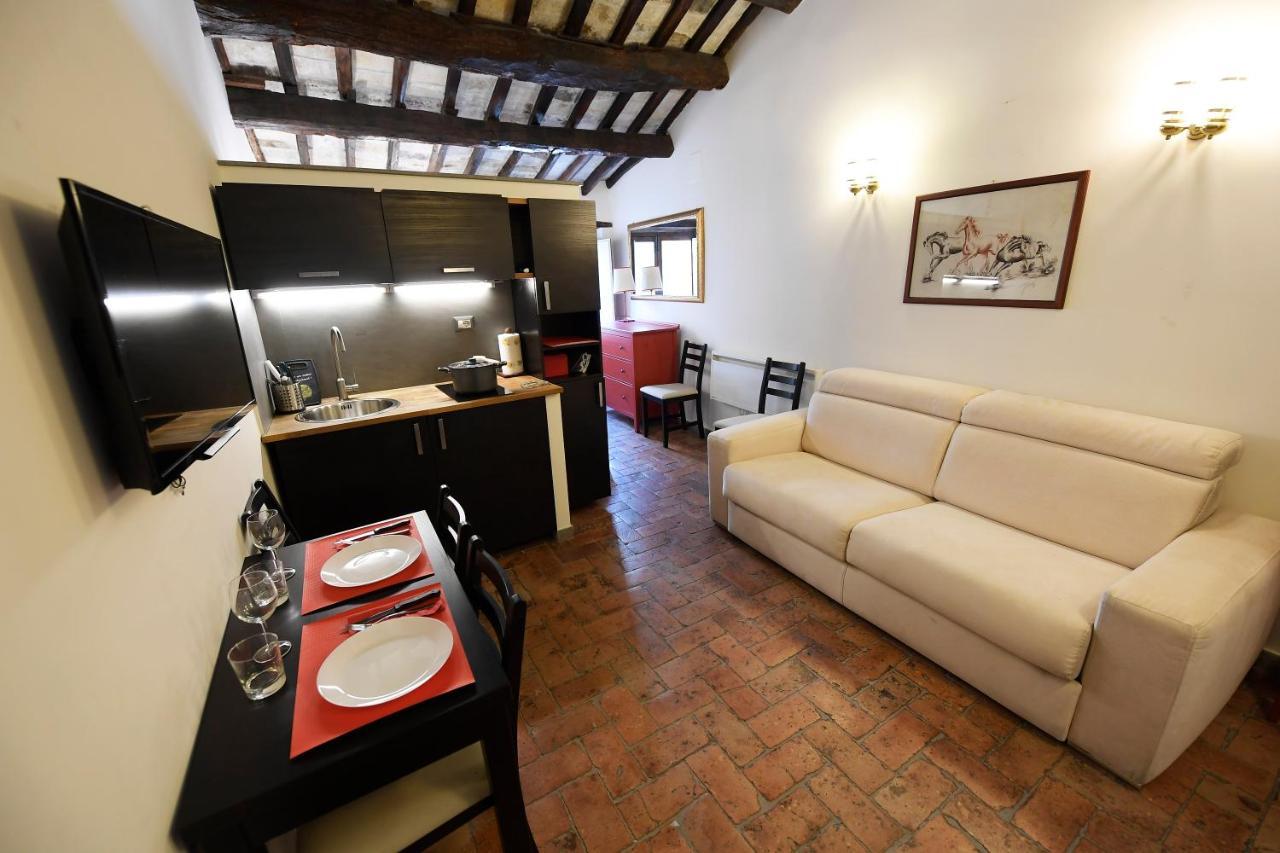 Grotte - Campo De' Fiori Appartement Rome